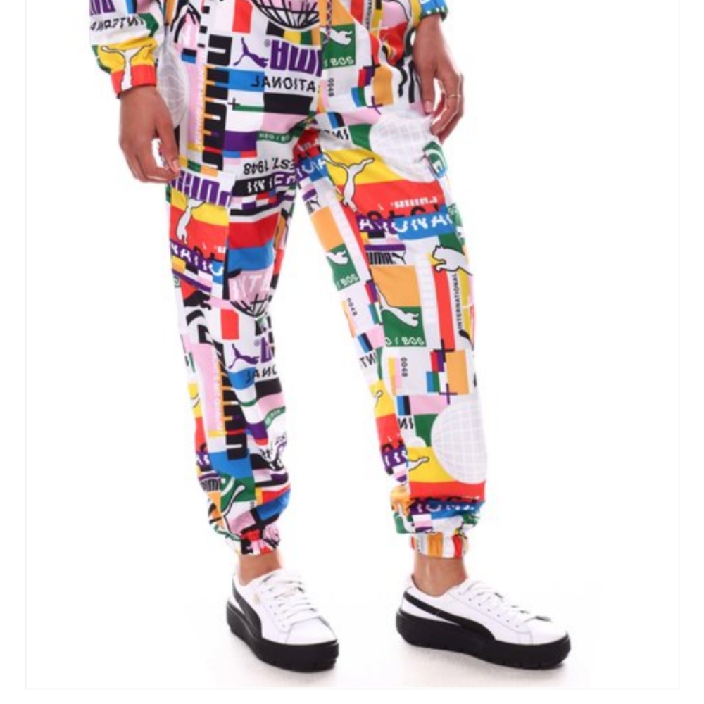 Women's Puma Track Pants XS